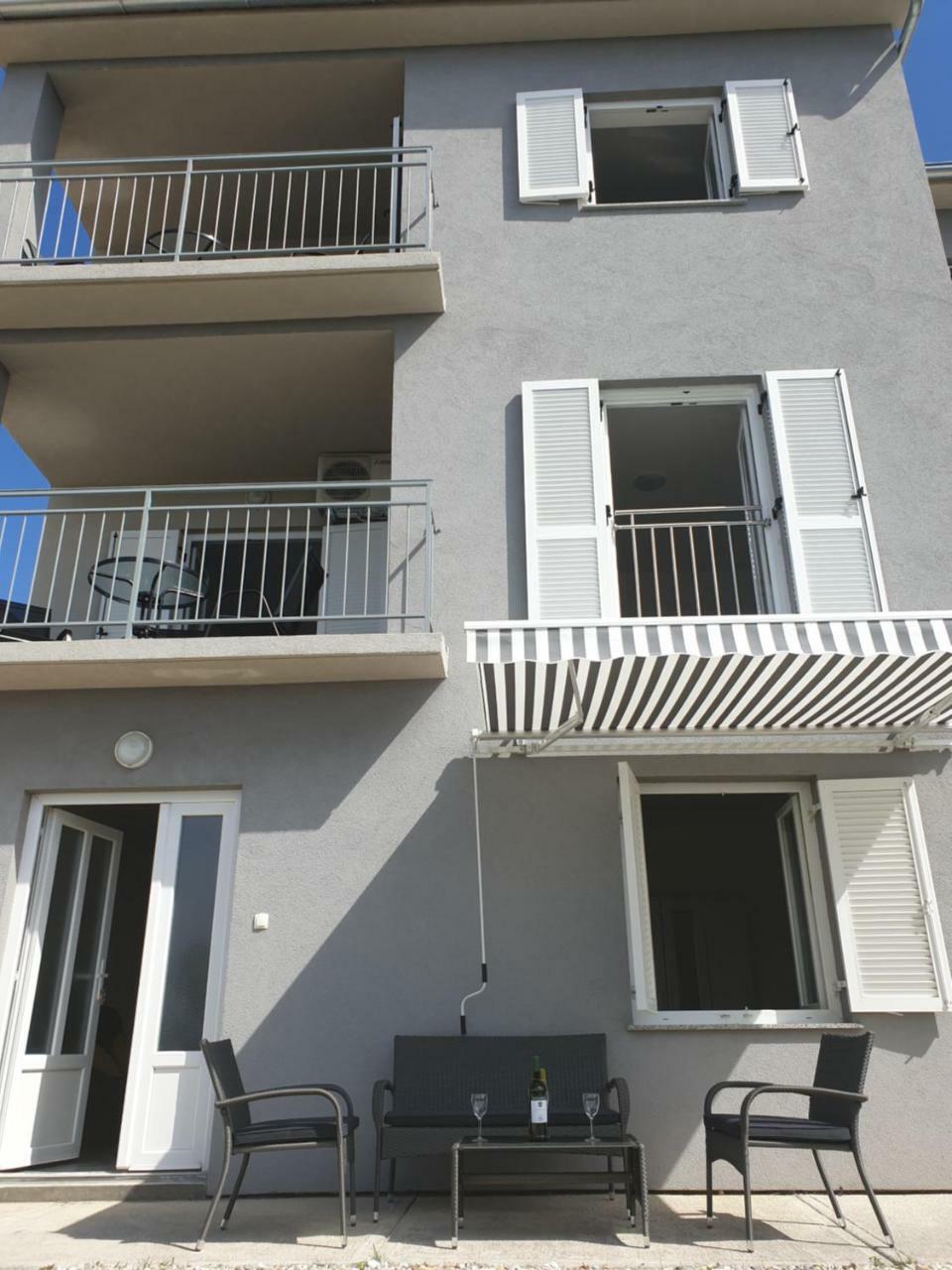 Slavica Apartments 3 スヴェティ・ユライ エクステリア 写真